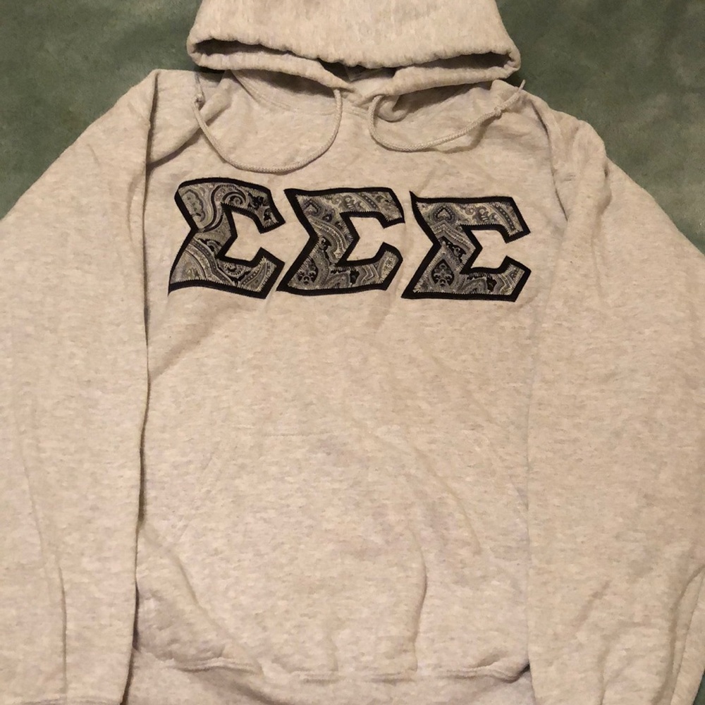 Large Women’s Tri Sigma Paisley Letter Hoodie